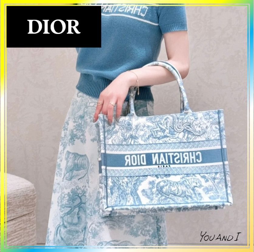 《アイコニックな装いを》【DIOR】 トートバッグ