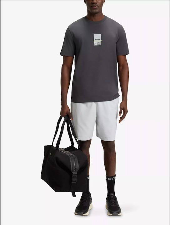 《男らしさを引き立てる》HUGOBOSS ストレッチコットンTシャツ