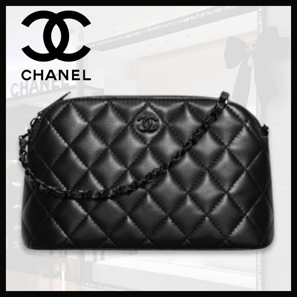 【アクセ感覚で持てる♡】CHANEL バッグ