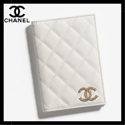 【上質ギフトに】CHANEL マトラッセ CCロゴ パスポートケース