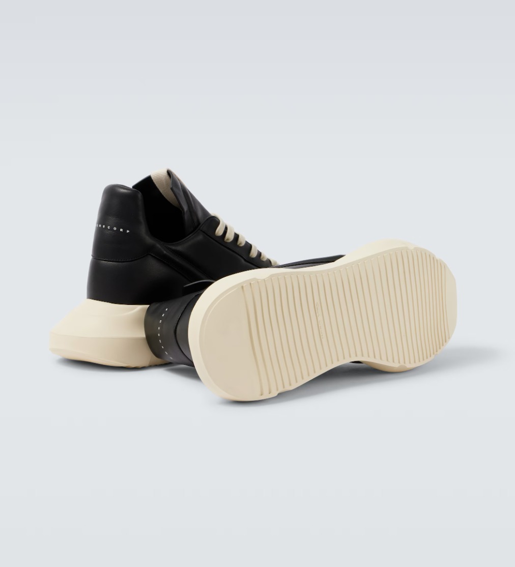 《大人カジュアル》【Rick Owens】ゲスランナーレザースニーカー