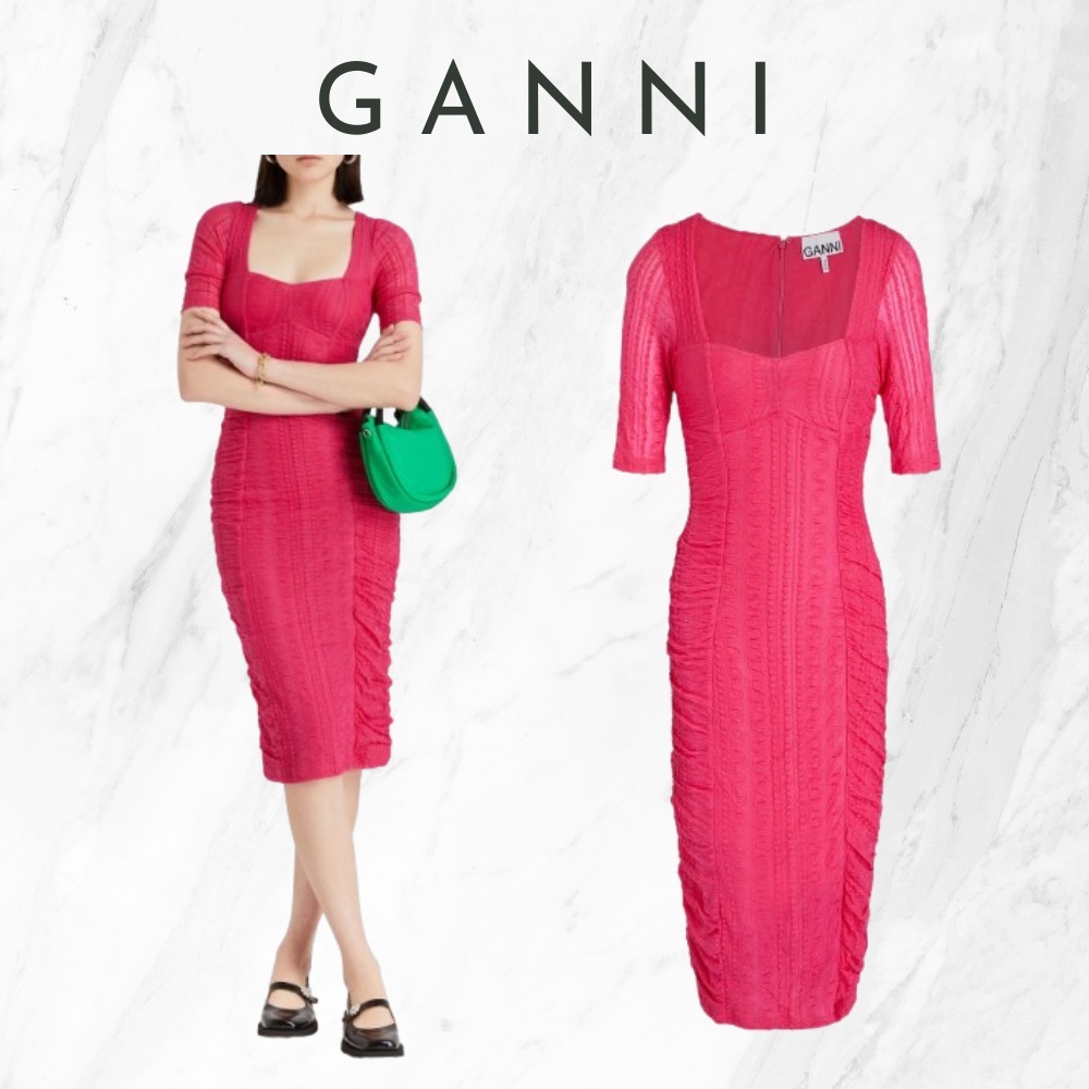【Ganni】ピンク ジャカードニット ワンピース ルーシュ入り