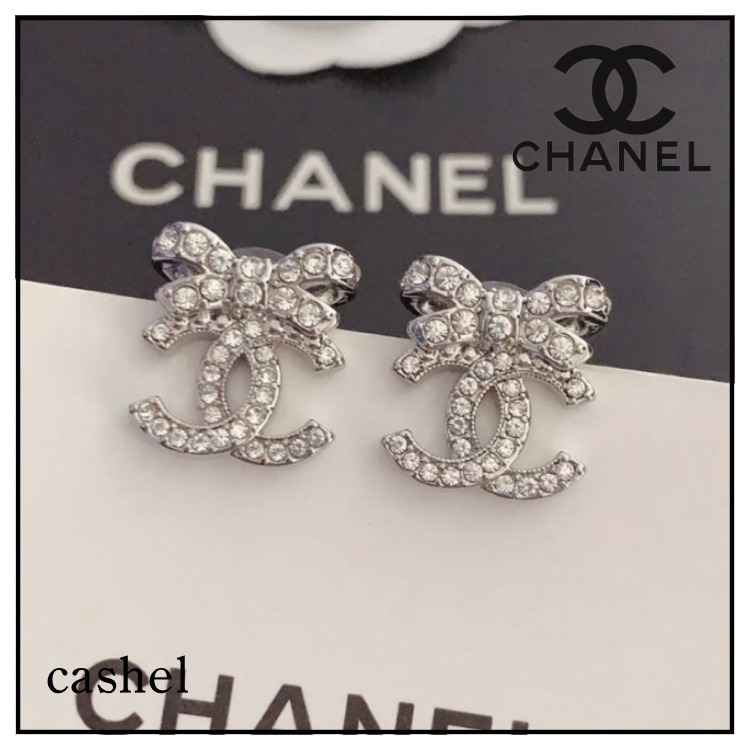 ☆ギフトにもキラキラCCロゴピアス ラグジュアリー CHANEL☆