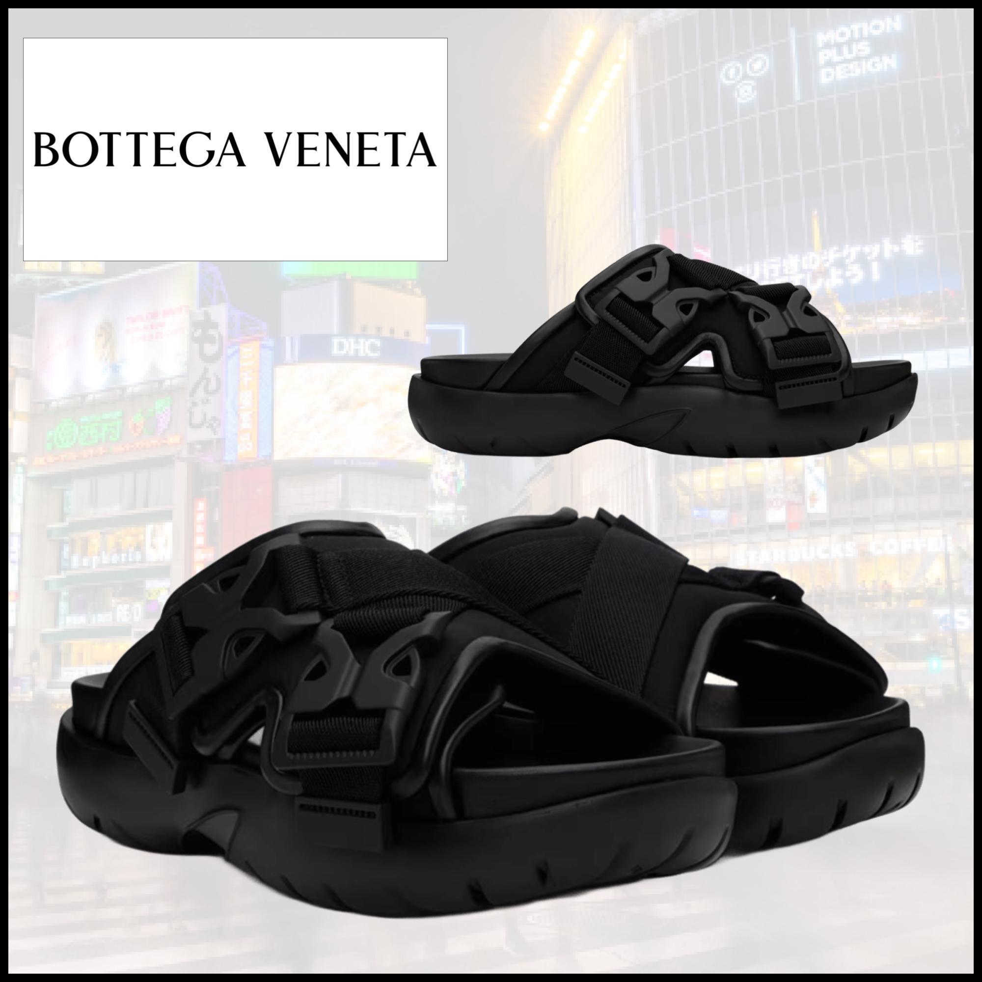【BOTTEGA VENETA】スナップスライドサンダル（ブラック）