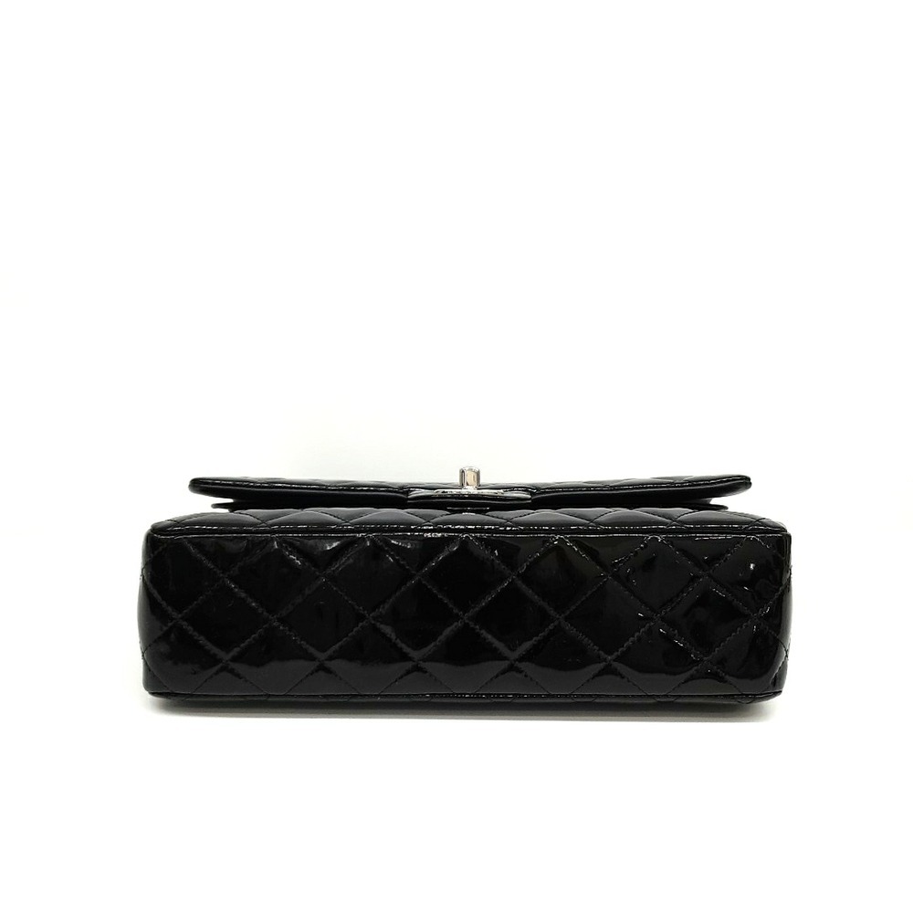《CHANEL》ペイデント クラシック ミディアム ショルダー 中古
