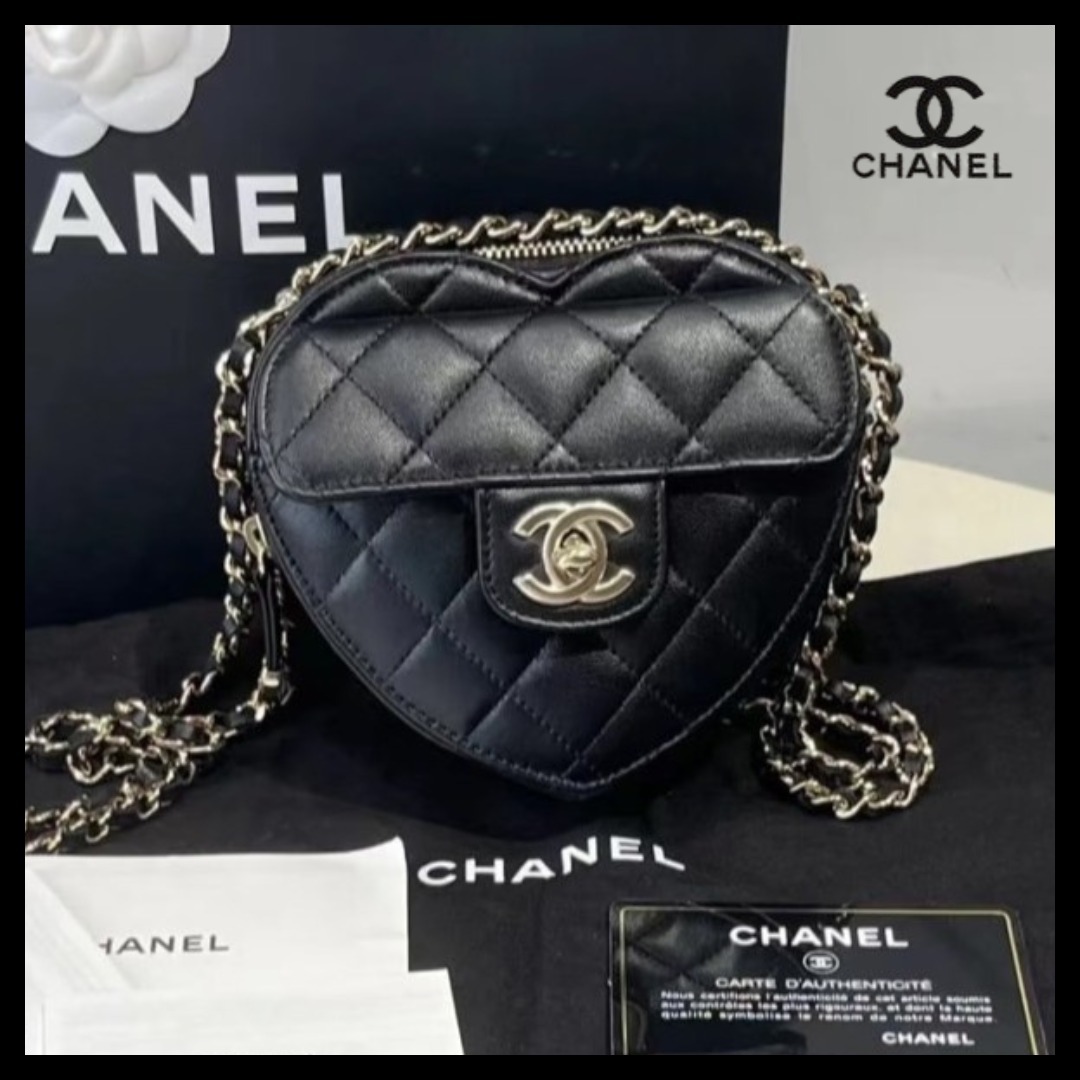 希少で人気♪【CHANEL】ミニが可愛い ハート型ショルダーバッグ