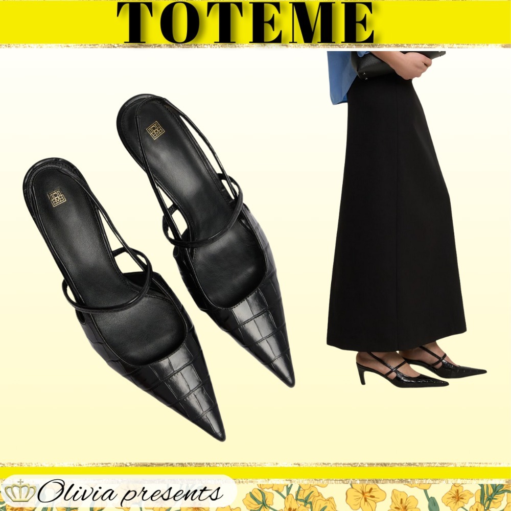 【Toteme】パテントレザーのスリングバックパンプス 50mm