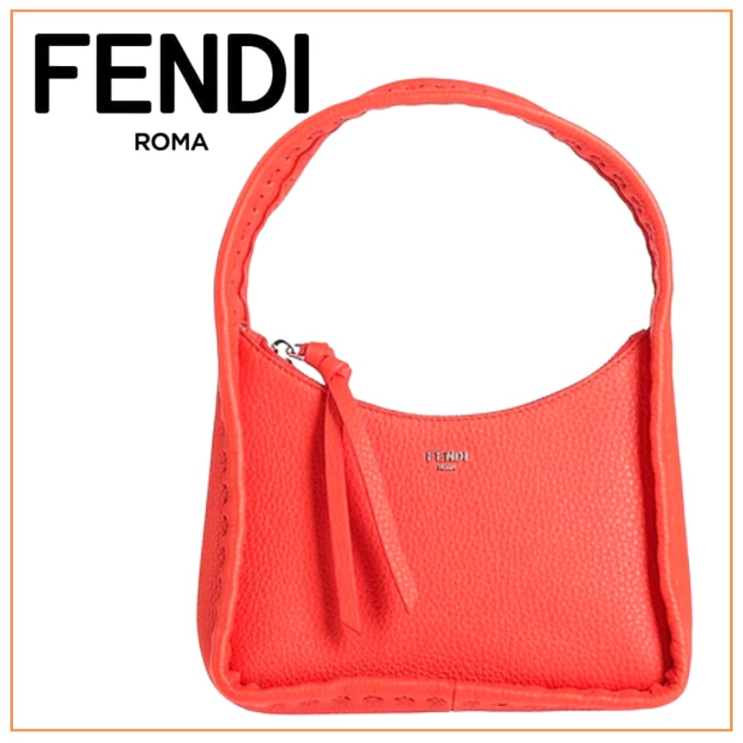 【FENDI】ホーボーバッグ＜スモール＞＜ロゴ入り＞☆最後の一点