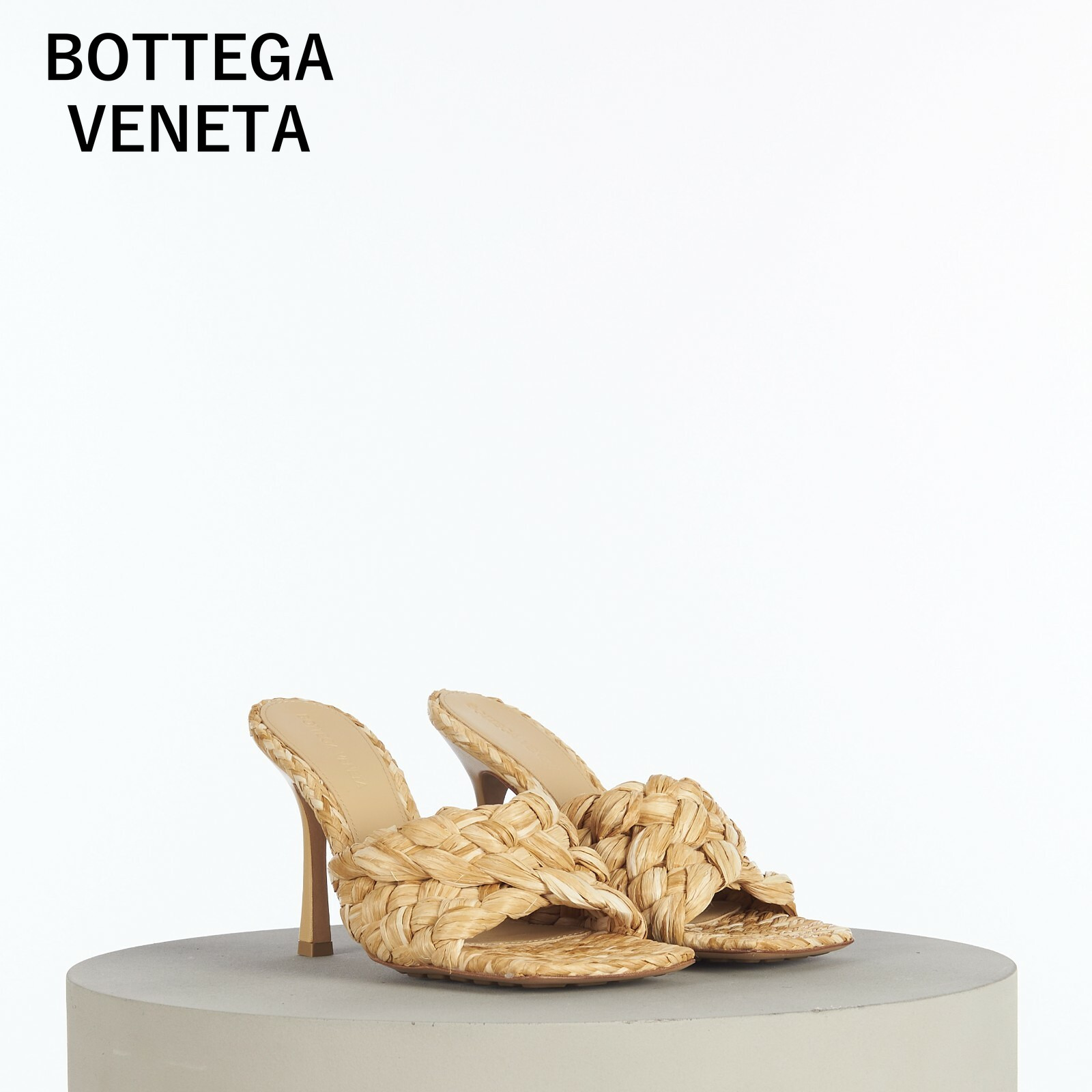 BOTTEGA VENETA ラフィア ミュールサンダル