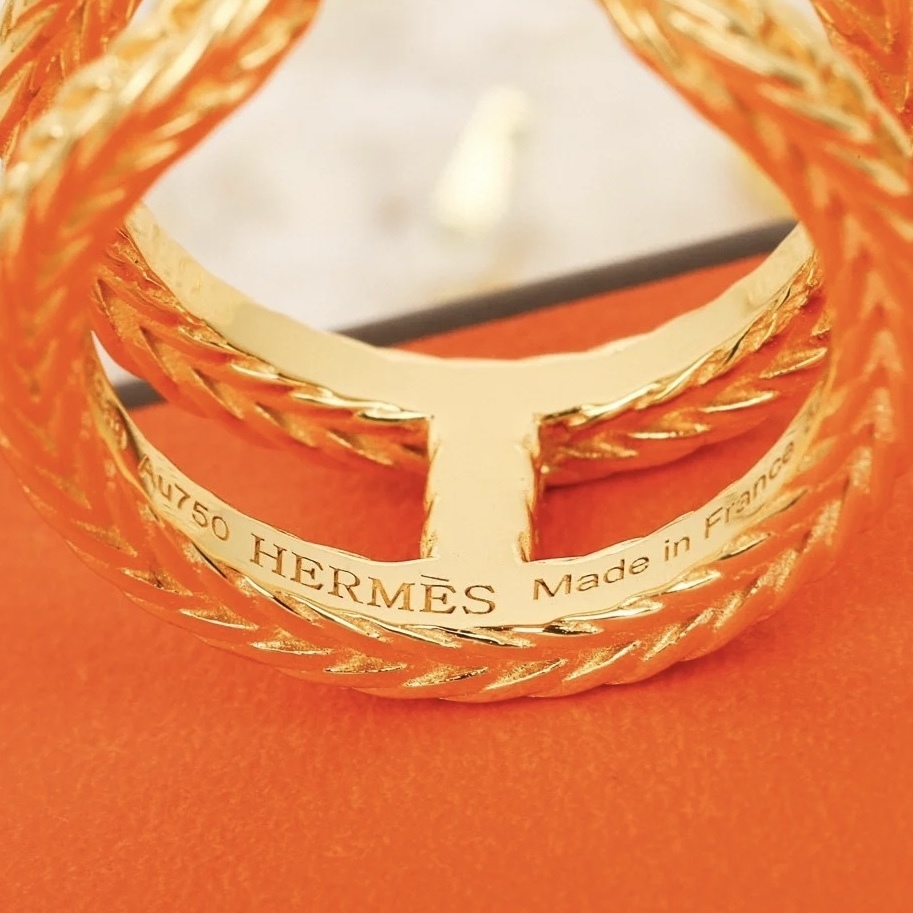 上品でエレガント【HERMES】《Chaine d'ancre Danae》PM リング