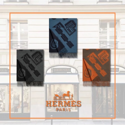 気品あふれるデザインHermes Carre en Bouclesマフラー