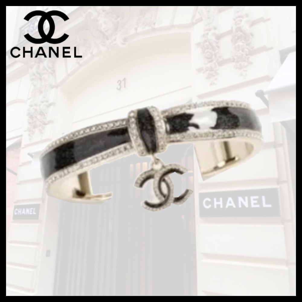【手元にきらめく、大人のエレガンス♪】CHANEL ブレスレット