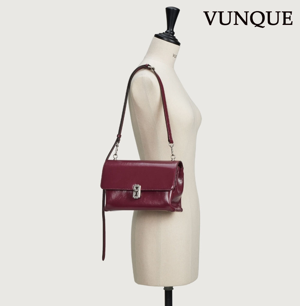Vunque ● Baguette Shoulder S EVENING BURGUNDY