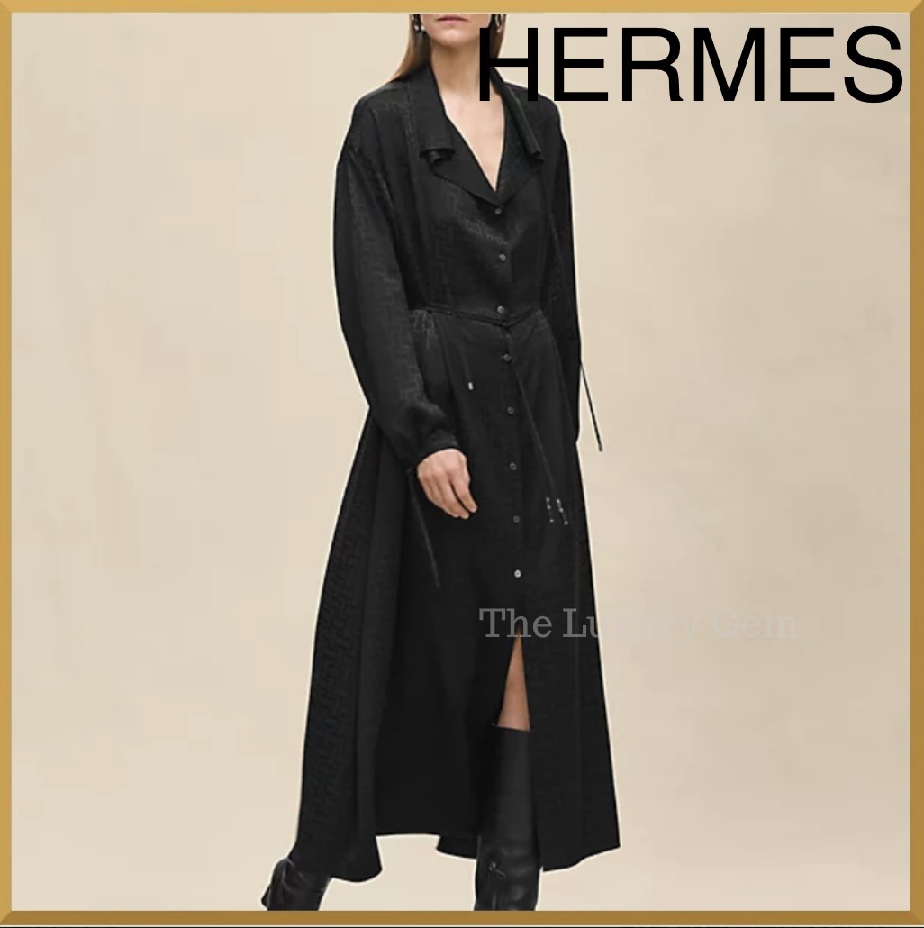 HERMES 「モザイク」モチーフのロングタイドレス