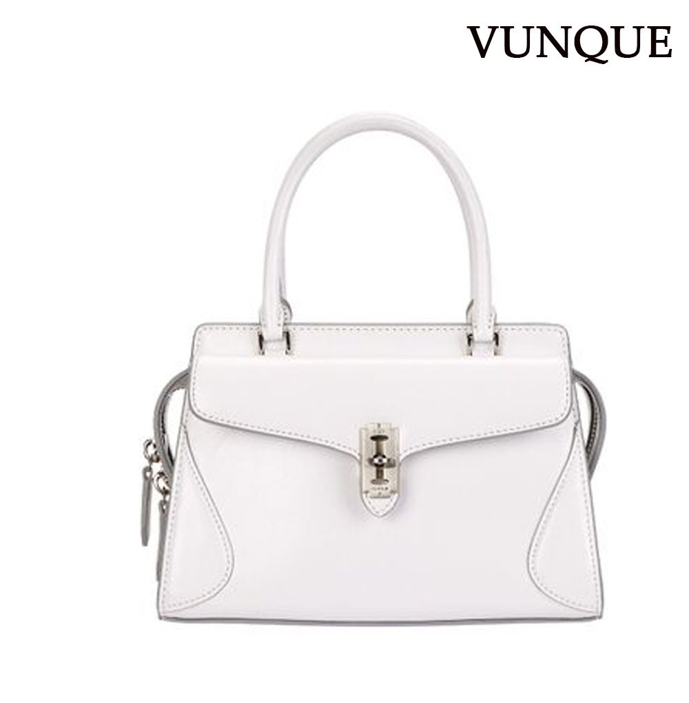 Vunque ●Toque Cabin Crew Tote Piccolo white