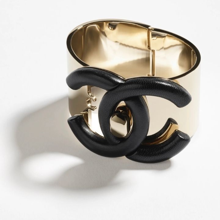 《力強く、美しく。》CHANEL 2024/25年 コレクション バングル