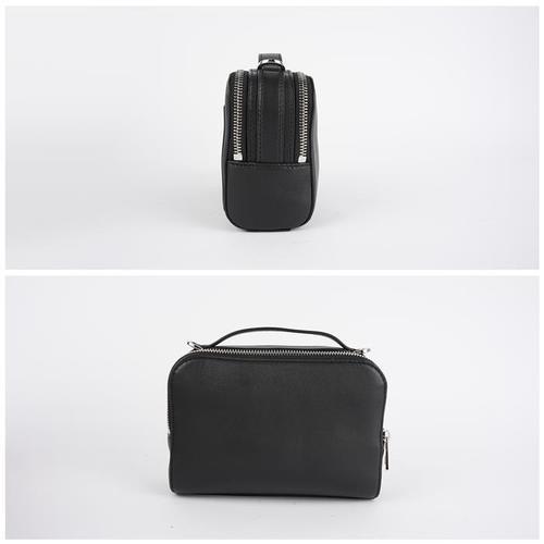 《LOEWE》 MINI CAMERA COSSBODY BAG