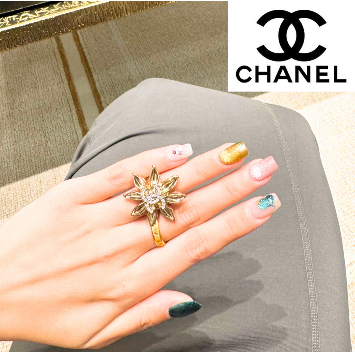 【手元を華やかに彩るフラワー】CHANEL リング CCロゴ
