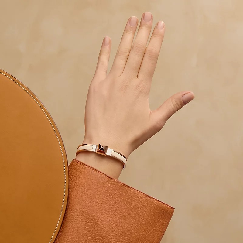 《ピンクゴールドが煌めく》HERMES ミニクリックメドール ファン
