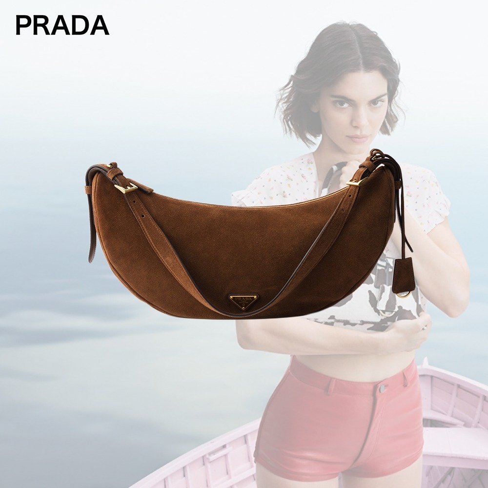 【希少】PRADA Demi-lune ラージ スエード ショルダーバッグ