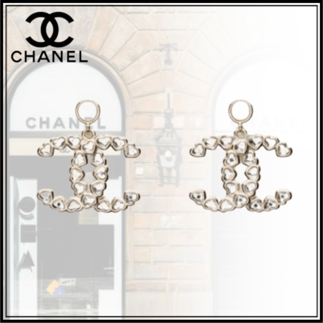 【小さなハートにときめく】CHANEL ピアス