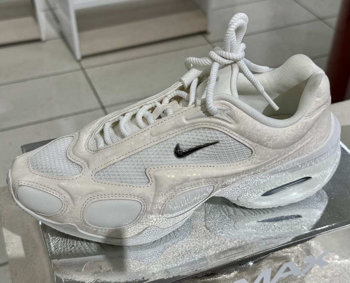 Nike ナイキ エア マックス ミューズ SE ウィメンズシューズ
