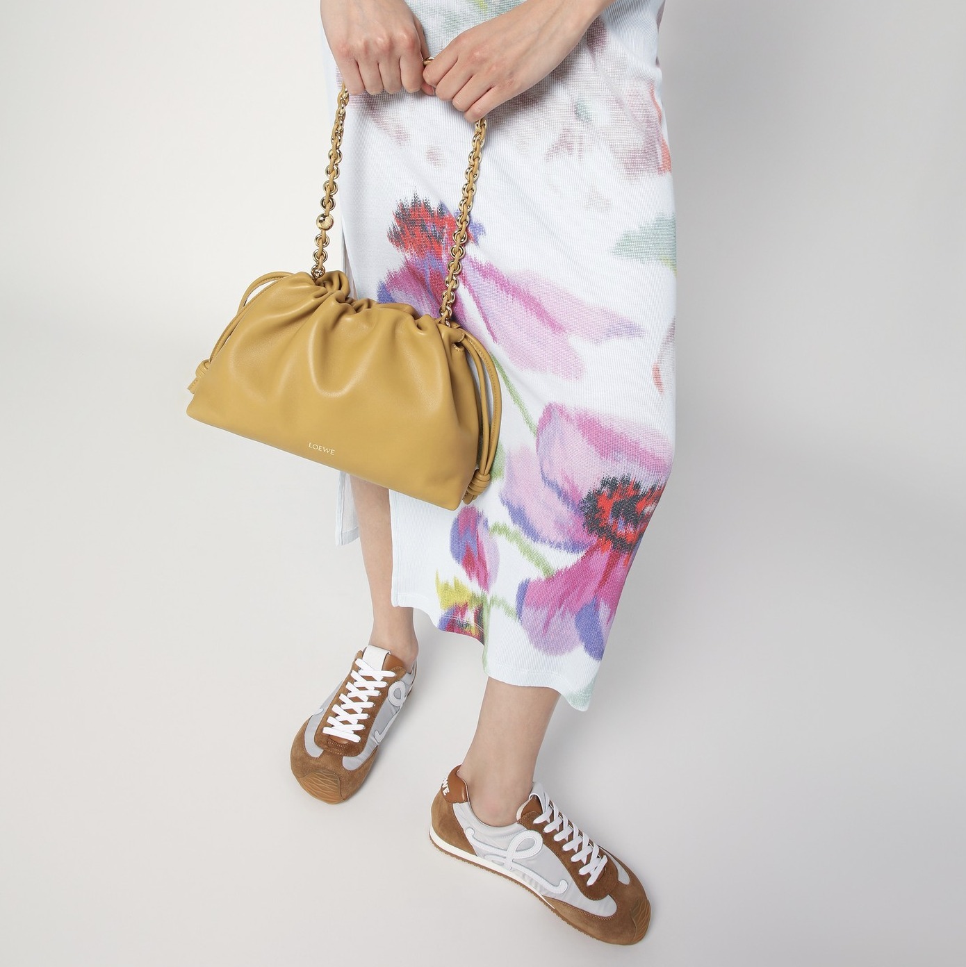 【機能美とエレガンス】LOEWE《フラメンコ ポーチ ミディアム》
