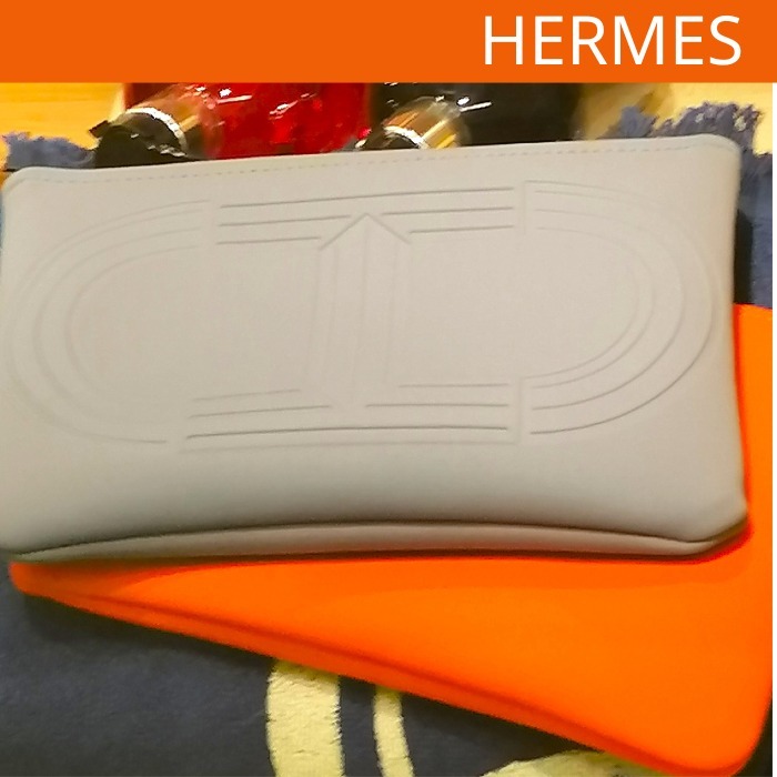 HERMES エルメス ポーチ 《ネオバン・マイヨン・マラン》 PM