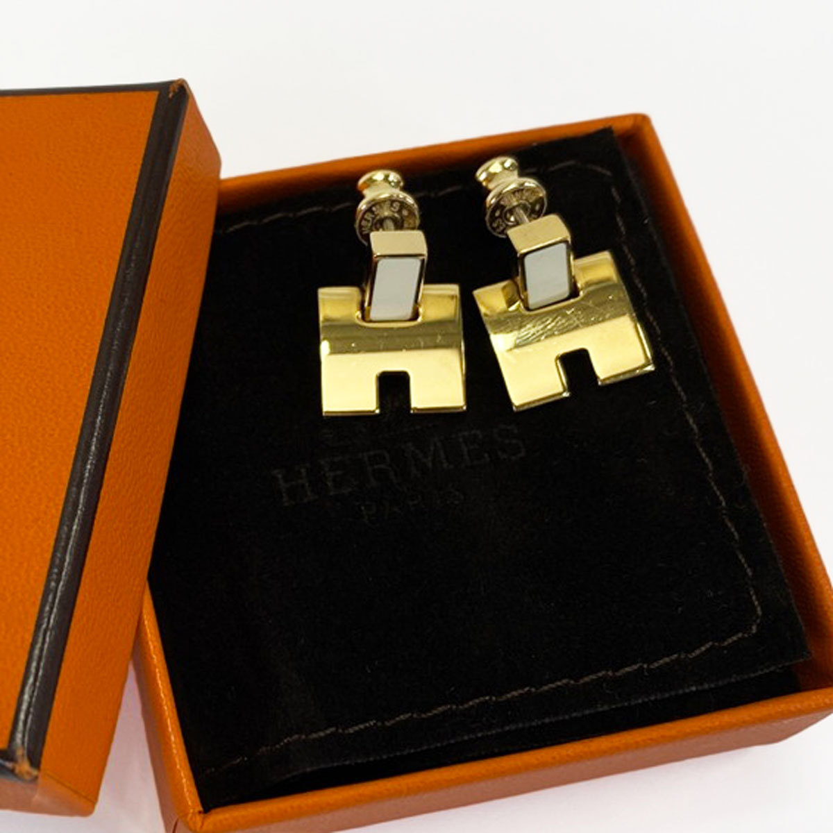HERMES アイリーン ピアス ゴールド×ホワイト 9550