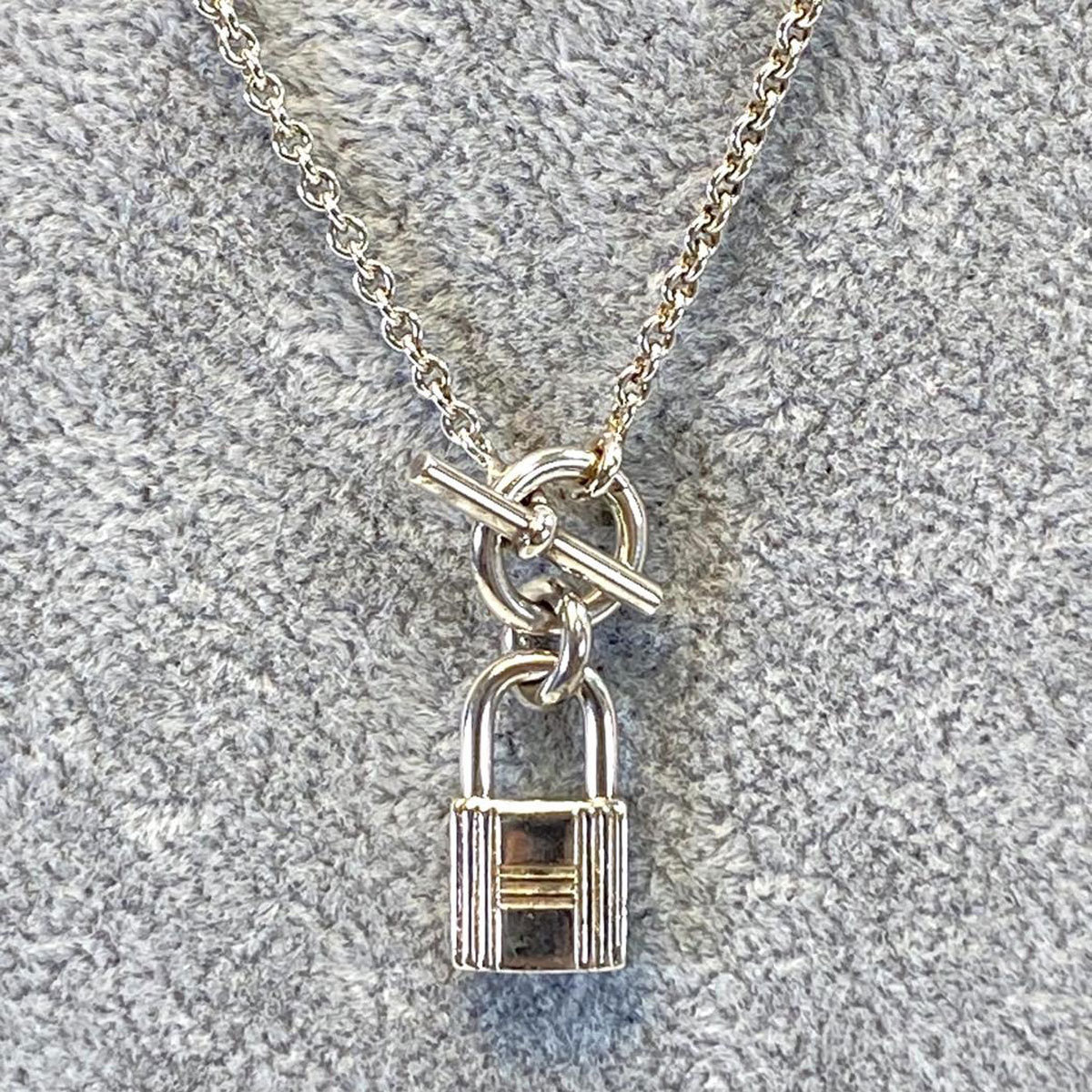 HERMES アミュレット ケリー カデナ ネックレス シルバー 9632
