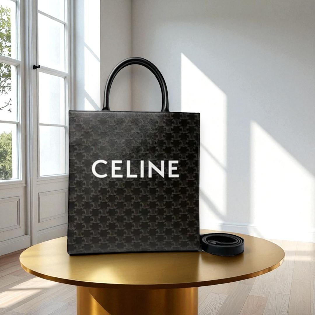 VINTAGE●CELINE●カバ バーティカルトリオンフキャンバスバッグ