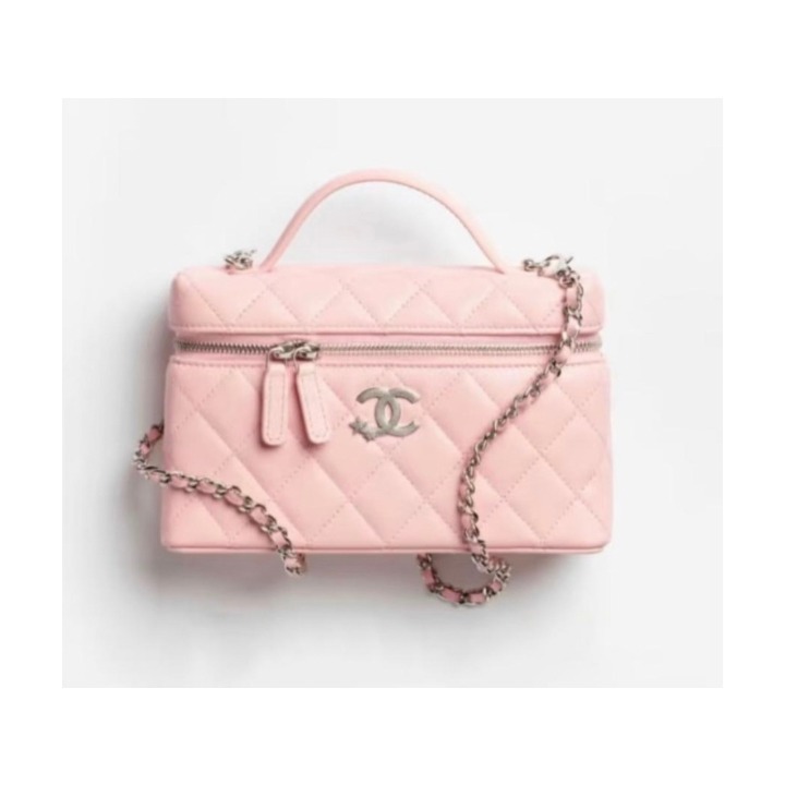《サイズ感も可愛い♥25B》CHANEL バニティケース
