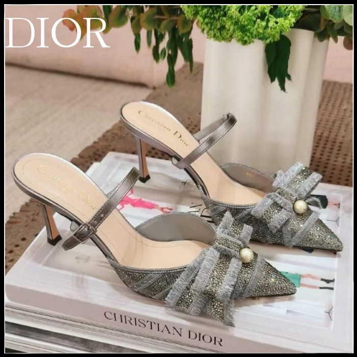 【フェミニンで重宝！】DIOR アディオラブル ヒールミュール