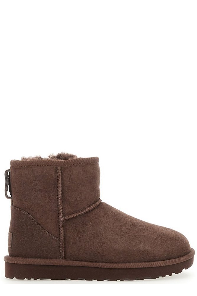 Ugg クラシックミニIIロコハッチアンクルフツ 【関税込】