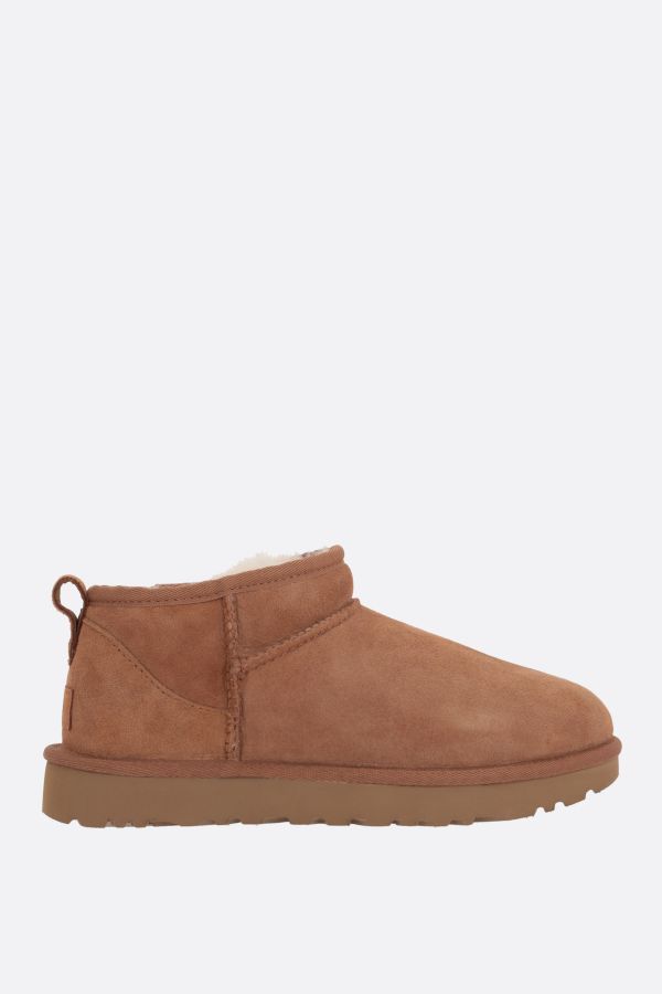 シューズ・サンダルその他 UGG CLASSIC ULTRA MINI ANKLE BOOTS IN SUEDE