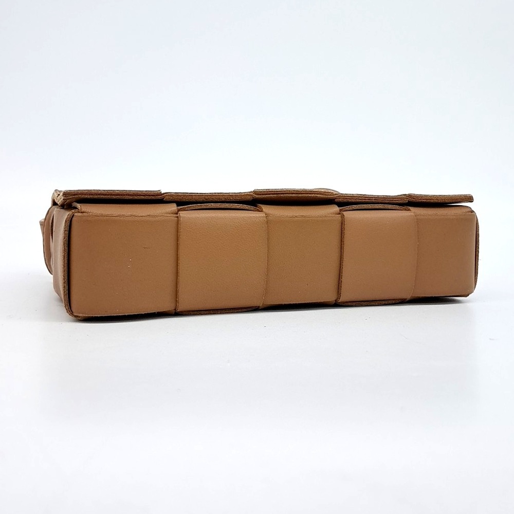 《Bottega Veneta》カセットバッグ 中古