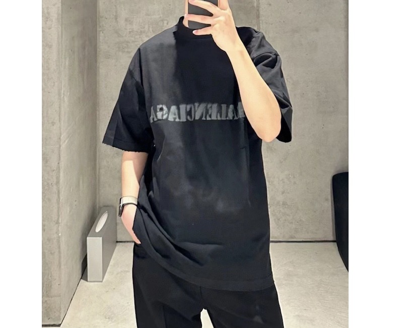 【直営店セール！先着順】BALENCIAGA（バレンシアガ）Tシャツ