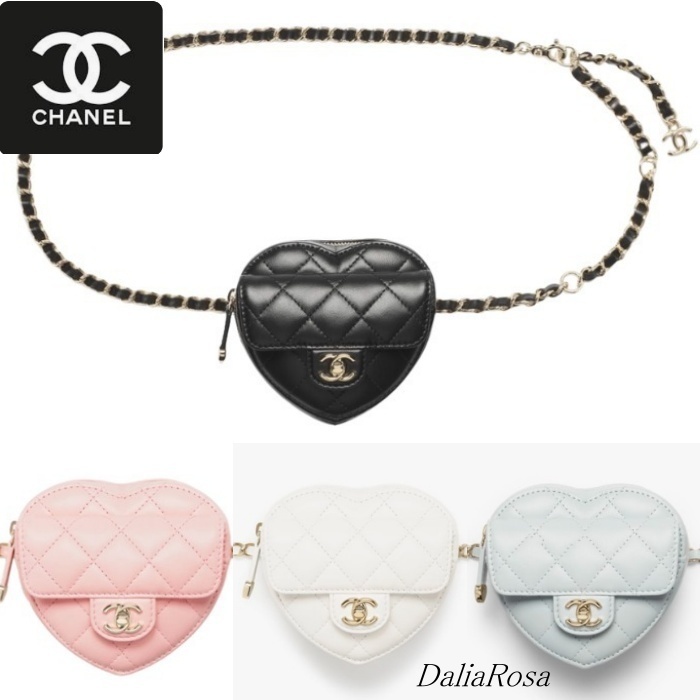 甘すぎない大人の可愛さ♡【CHANEL】ハートベルトバッグ