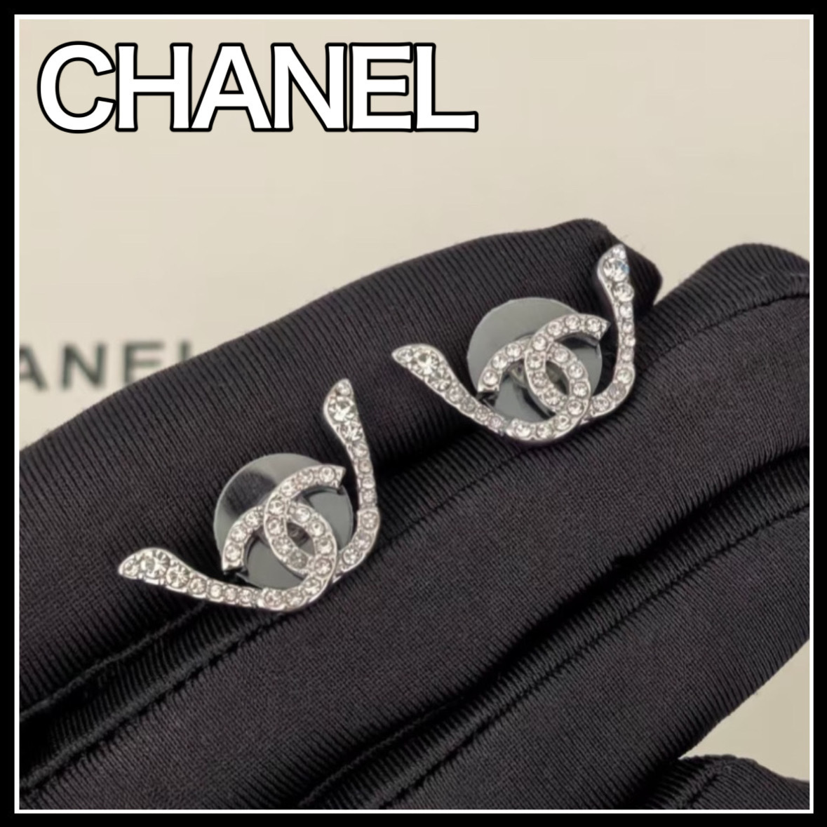 《羽モチーフが可愛い》CHANEL 25A ピアス