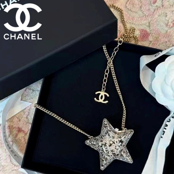 《美しい星の輝き》CHANEL ロング ペンダント ネックレス 25a
