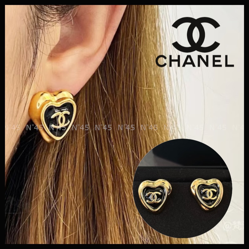 【大人可愛いの新境地♡】シャネル CCロゴピアス