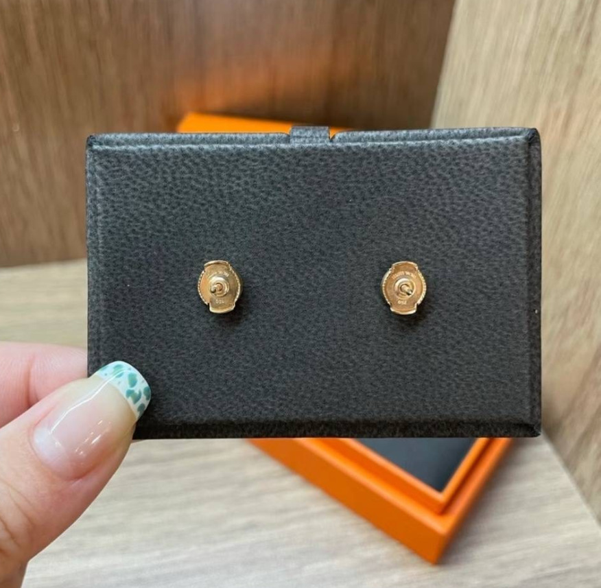 《可愛いデザイン♡》HERMES Vertige Coeu ピアス