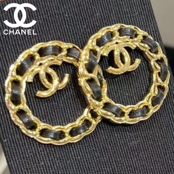 《秋冬限定》CHANEL エレガントに! サークルデザイン ピアス