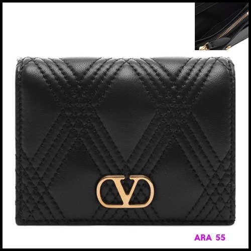 VALENTINO正規品/送料/関税込み \