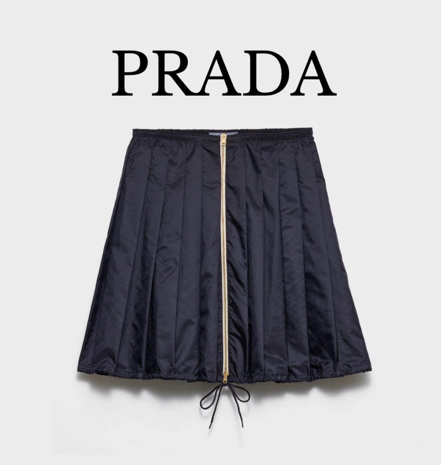 PRADA ライト Re-Nylon プリーツ スカート
