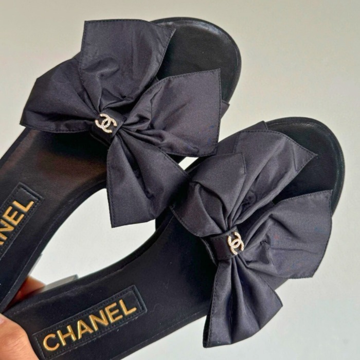 《大人気アイテム☆》CHANEL リボン付き ミュール ブラック 25A