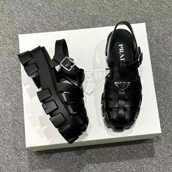 ★Prada★モノリス フォームラバー サンダル