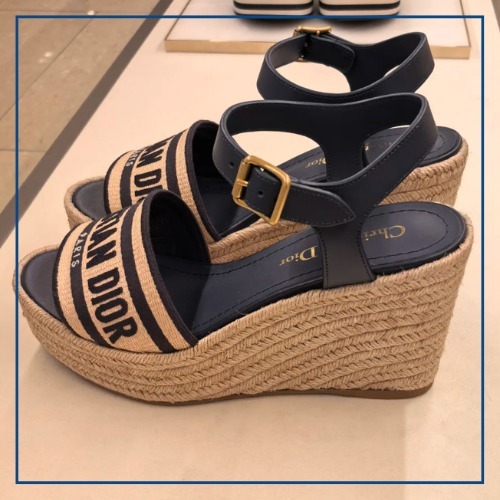 【格上げする一足♪】DIOR 25SS 春夏 サンダル ウェッジソール