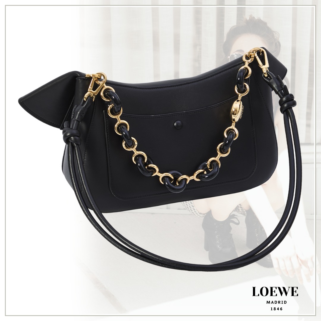 定番アイテムをアップデート【LOEWE】Ola bag