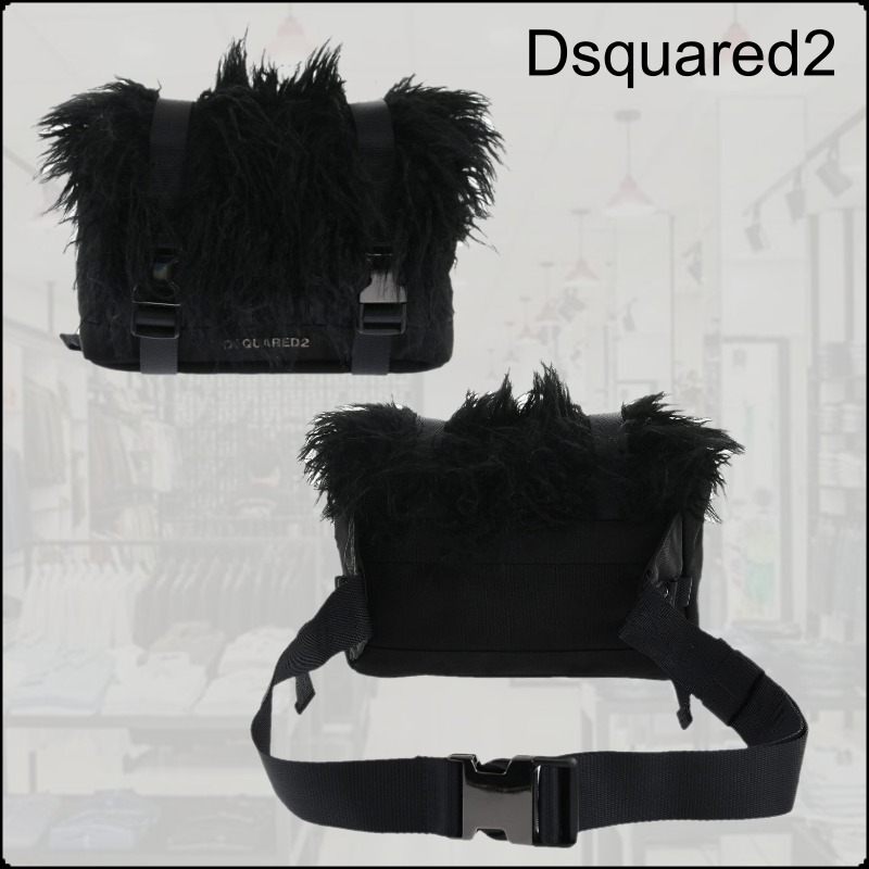 ★ DSQUARED2 ★ ファーデタリング付きロゴ入りベルトバッグ